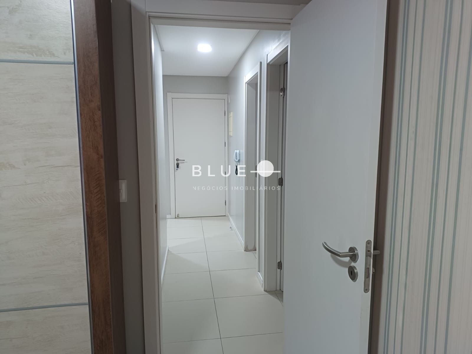 Apartamento à venda com 2 quartos, 65m² - Foto 12
