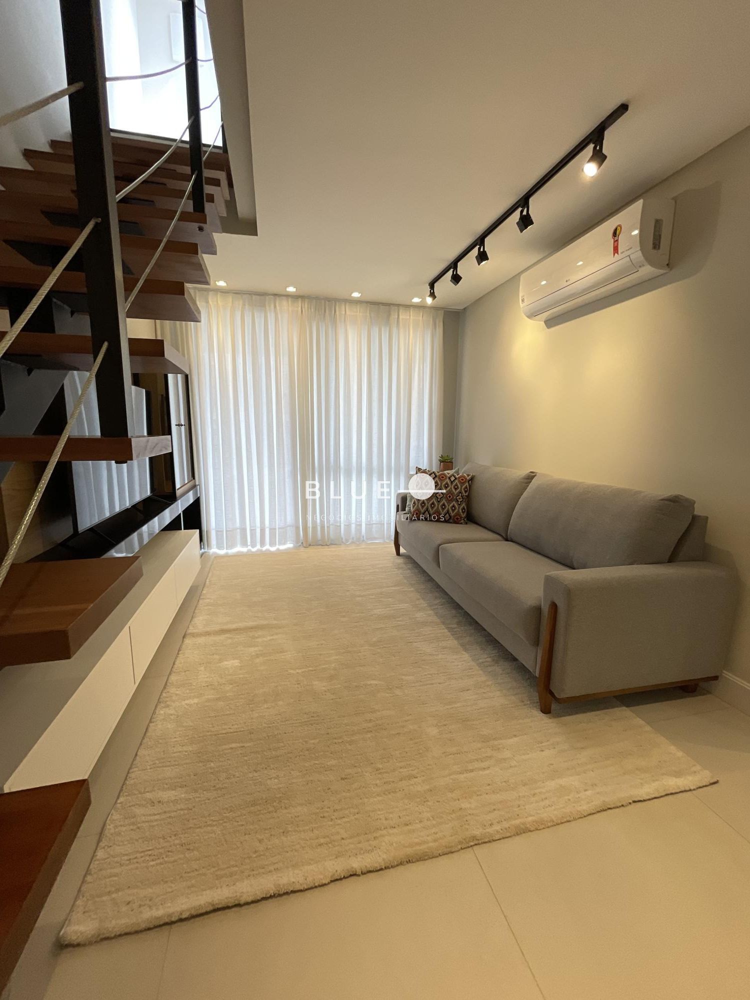 Cobertura à venda com 3 quartos, 193m² - Foto 4