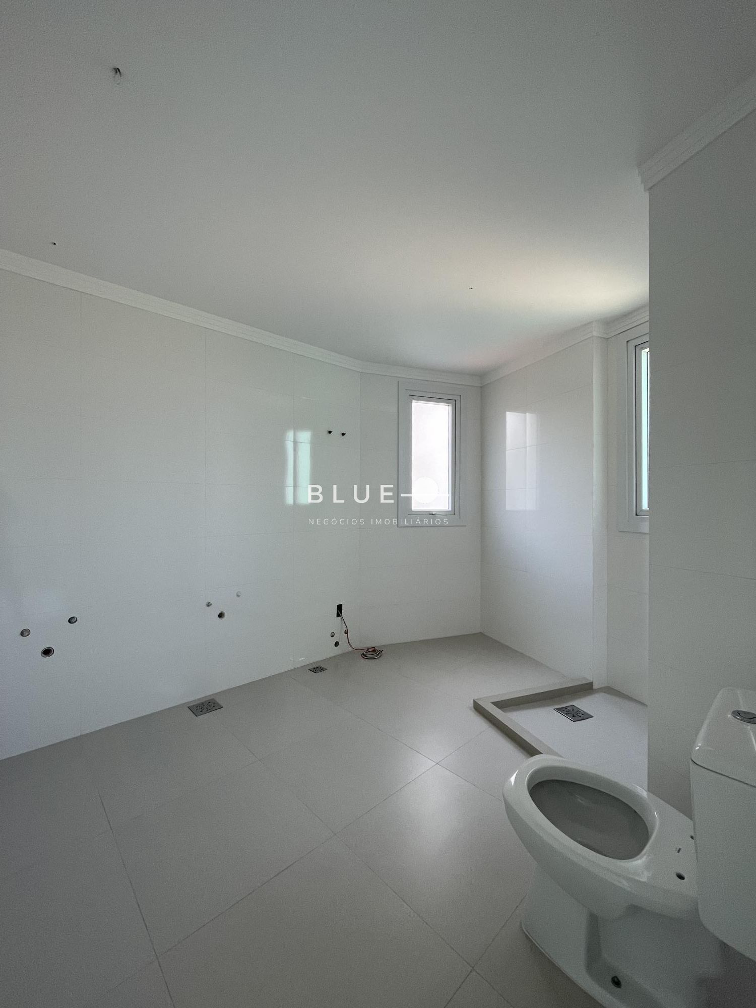 Apartamento à venda com 3 quartos, 200m² - Foto 16