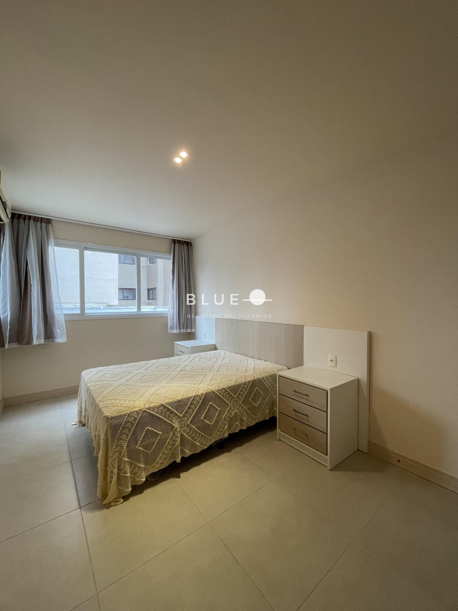 Apartamento à venda com 3 quartos, 125m² - Foto 11