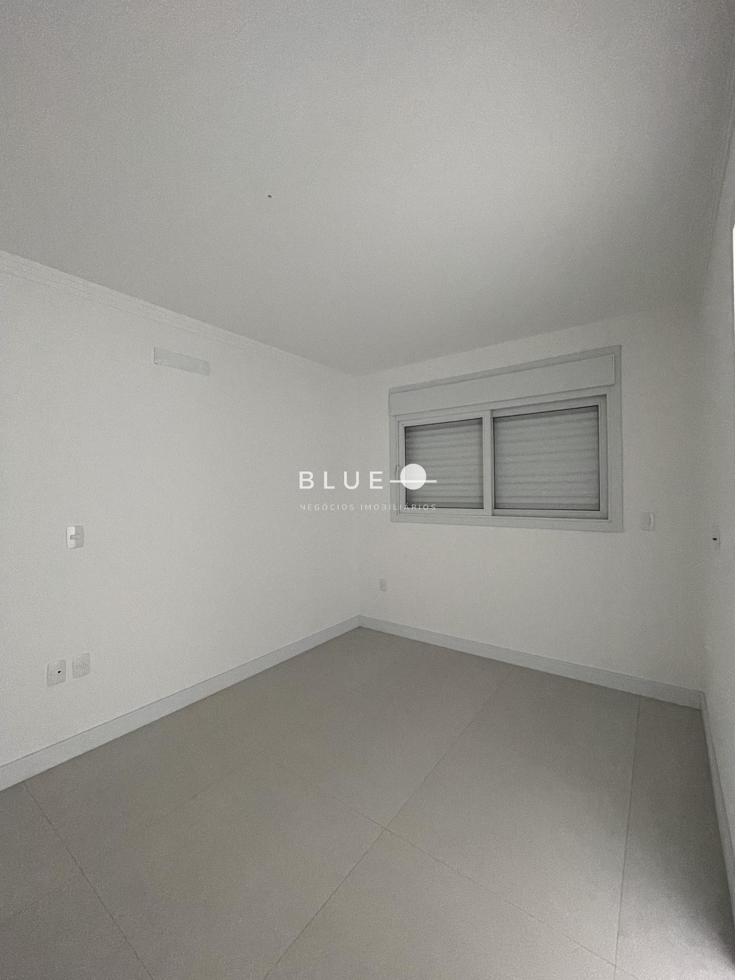 Apartamento à venda com 3 quartos, 200m² - Foto 13