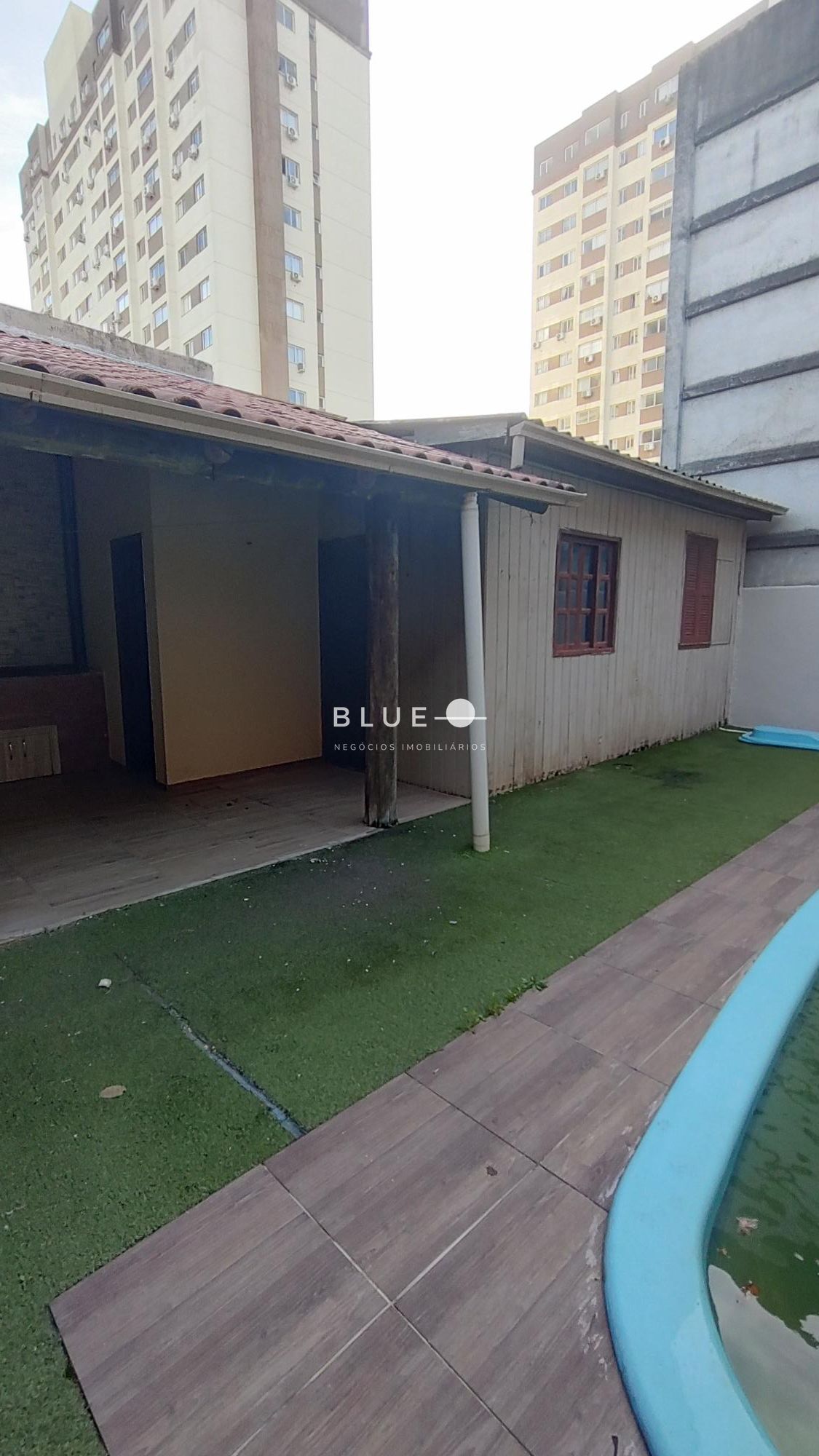 Casa, 3 quartos, 215 m² - Foto 2