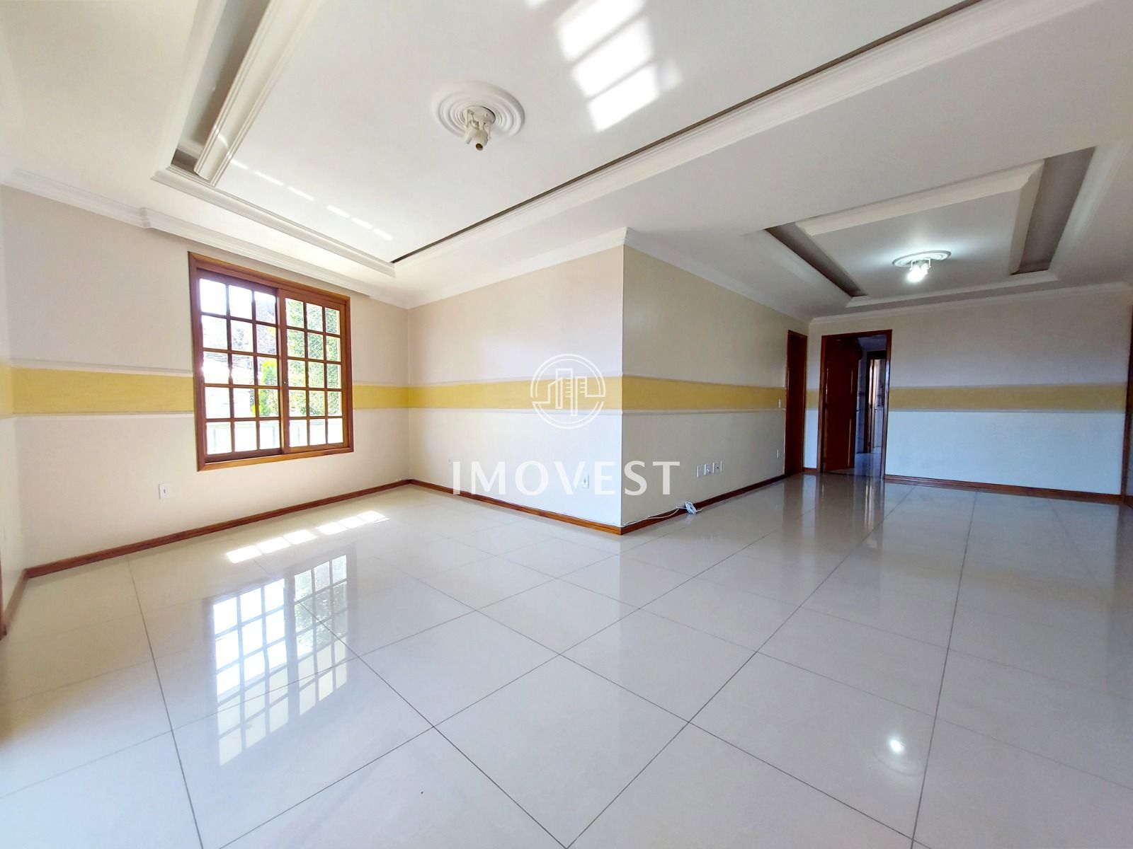 Apartamento para alugar com 2 quartos, 140m² - Foto 2