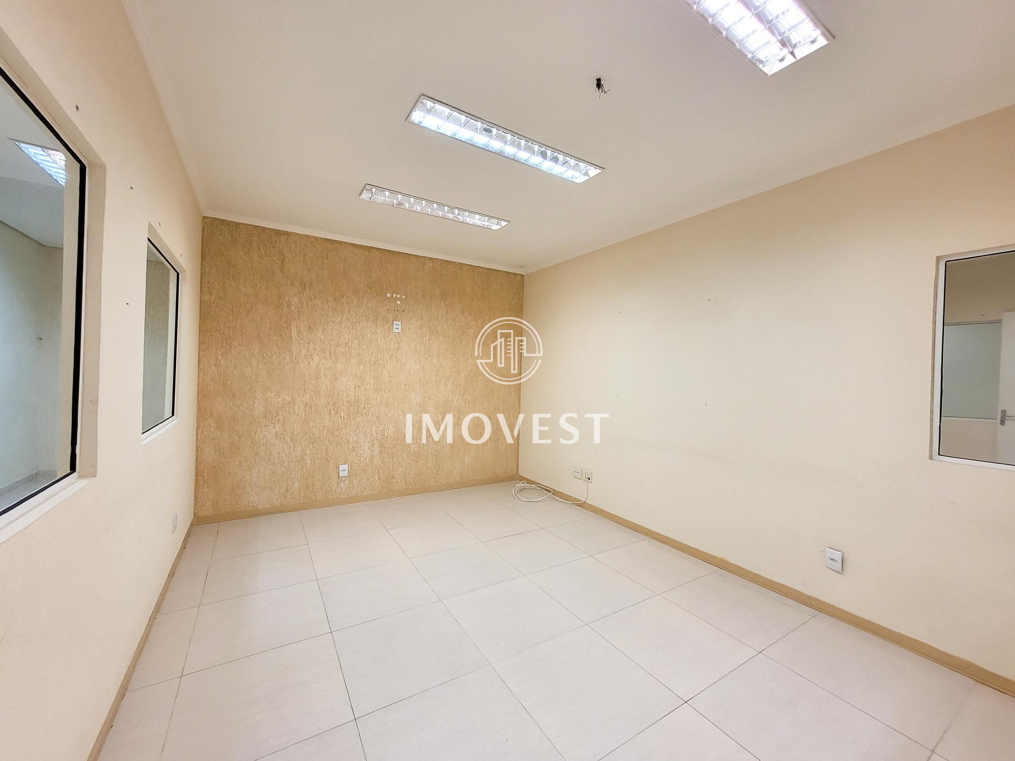 Loja-Salão para alugar com 5 quartos, 300m² - Foto 11