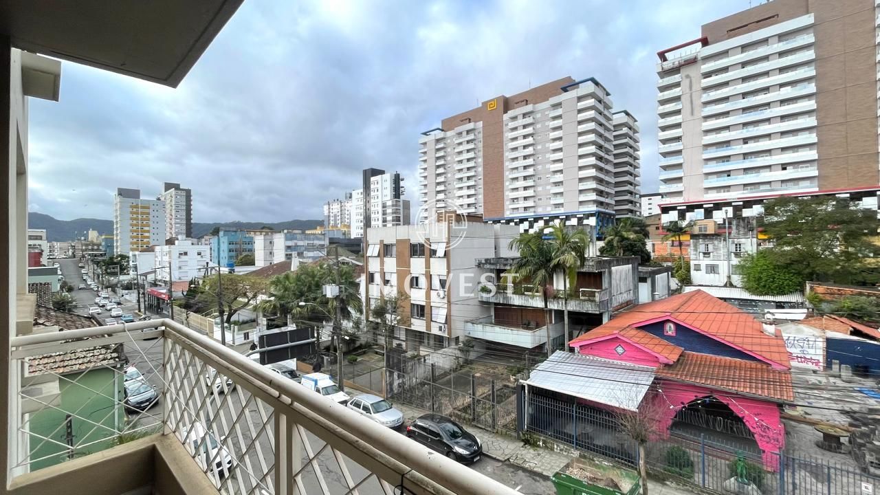 Apartamento para alugar com 3 quartos, 107m² - Foto 2
