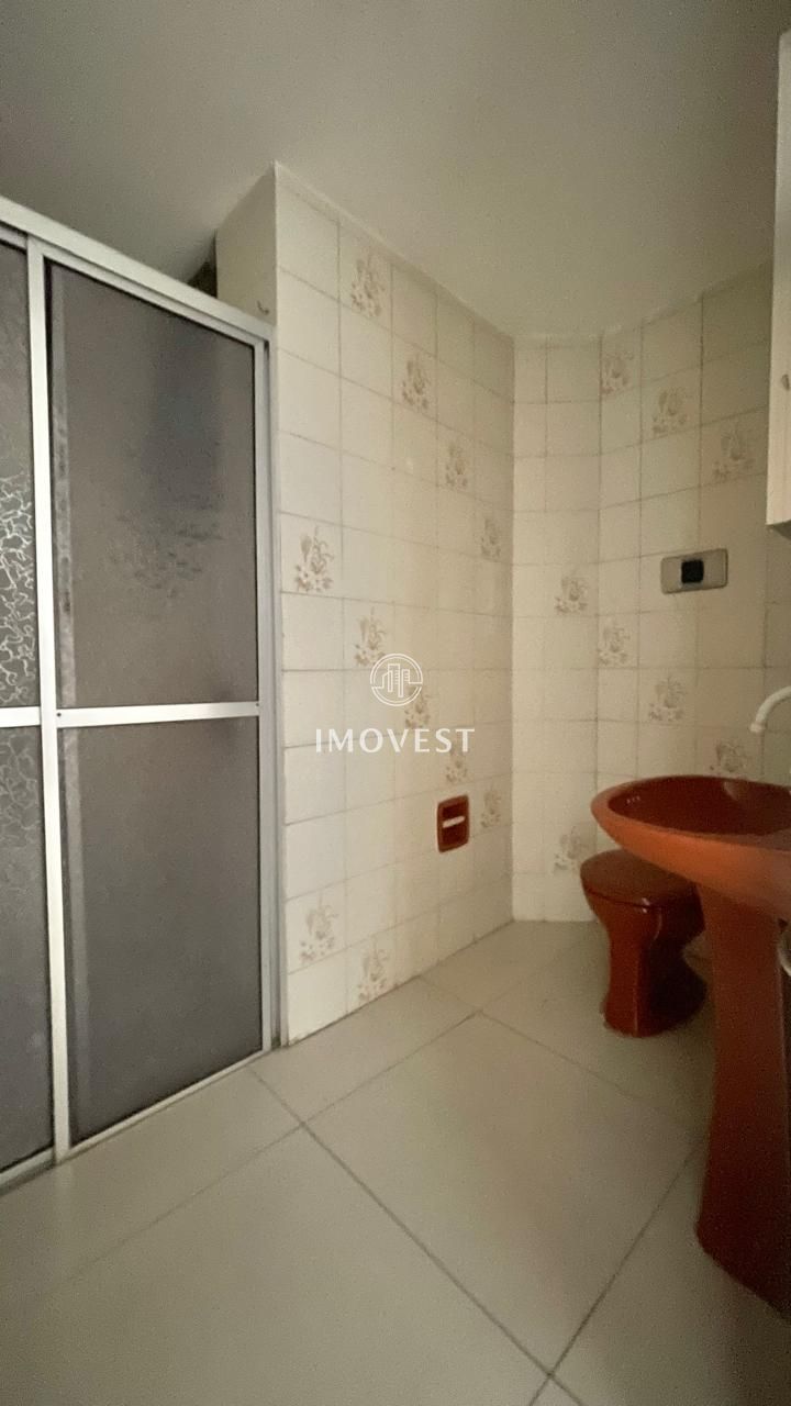 Apartamento para alugar com 2 quartos, 73m² - Foto 5