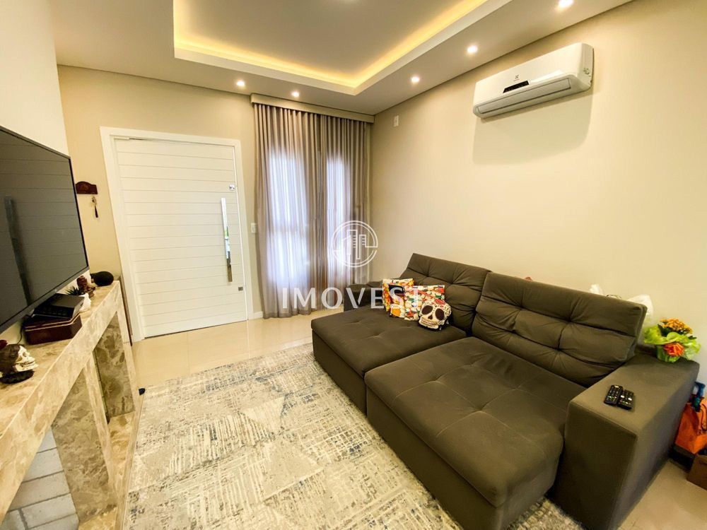 Casa, 3 quartos, 198 m² - Foto 2