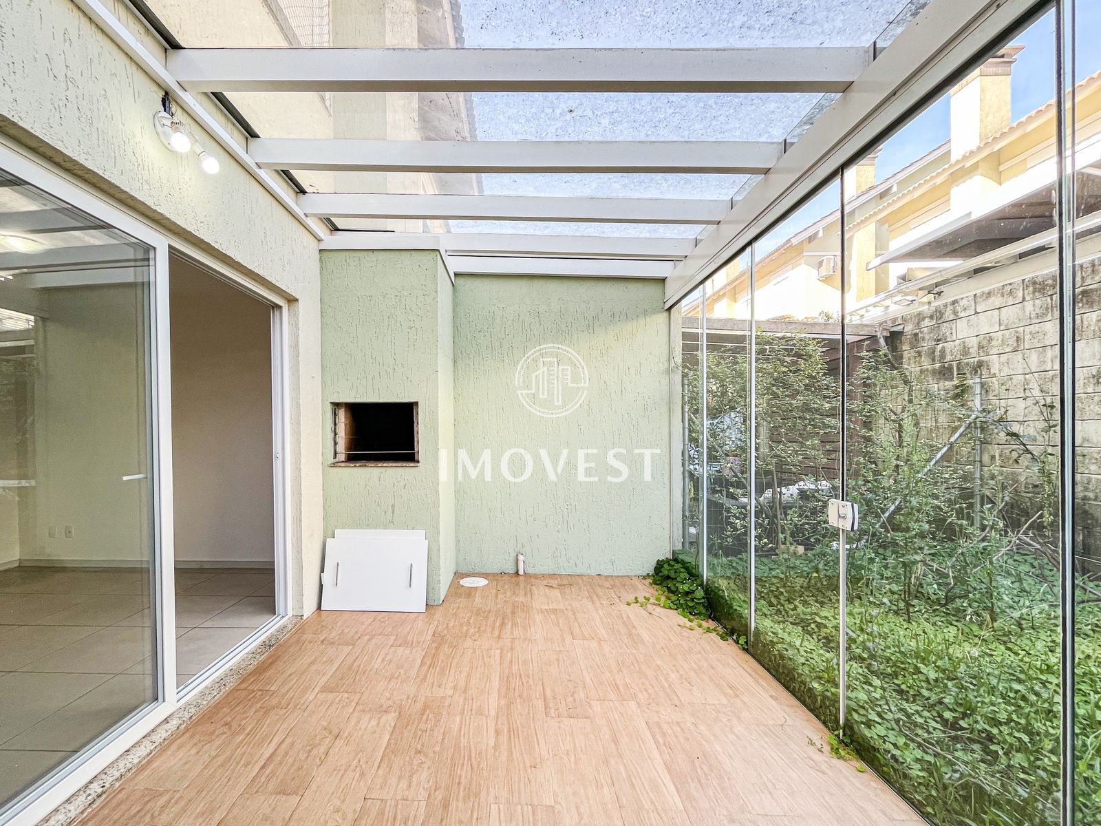 Casa de Condomínio à venda e aluguel com 3 quartos, 145m² - Foto 4