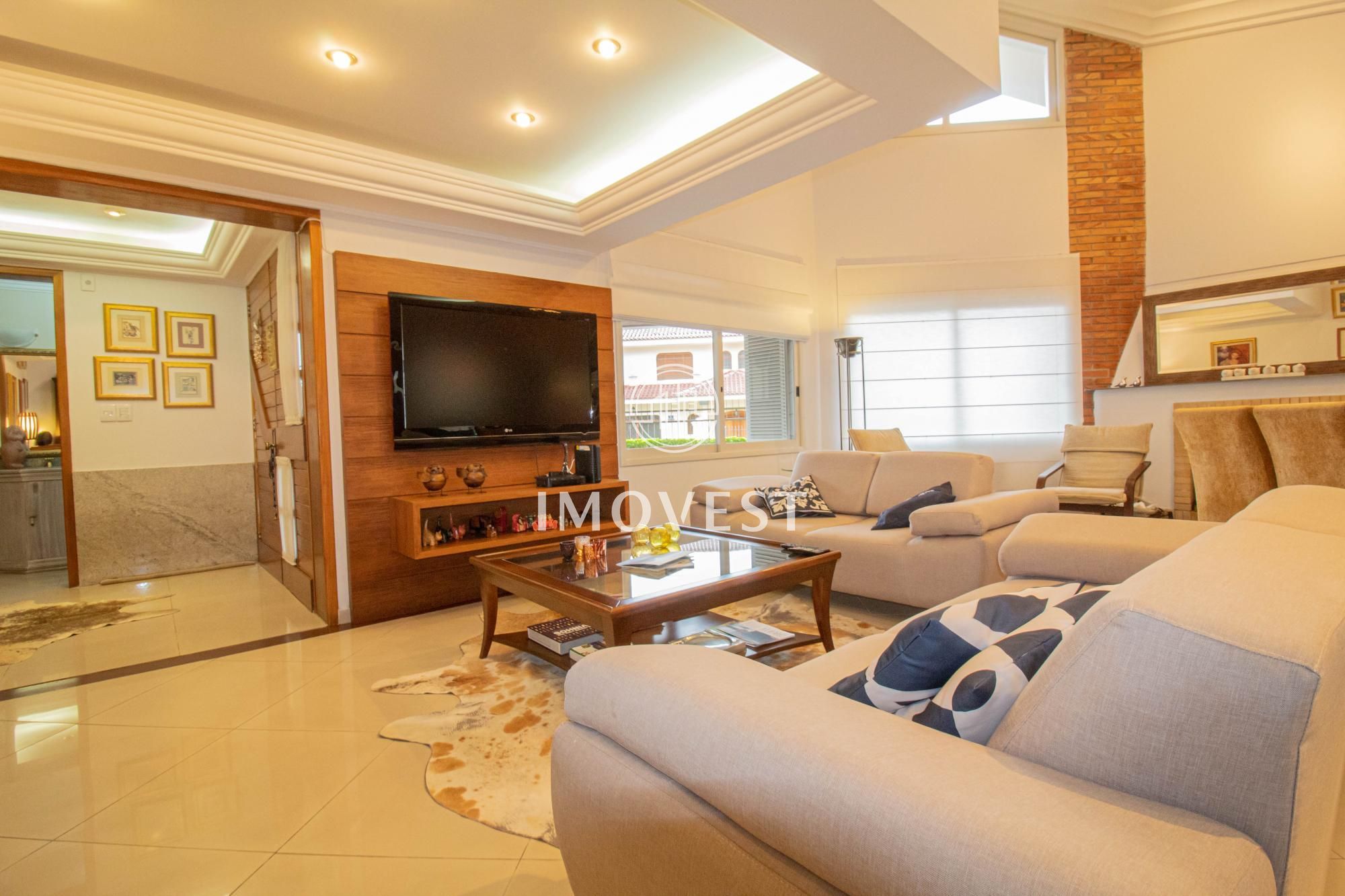 Casa, 4 quartos, 400 m² - Foto 1