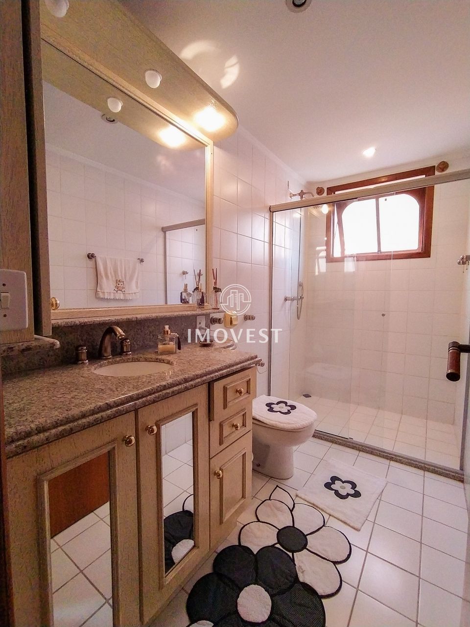 Apartamento à venda com 3 quartos, 239m² - Foto 17