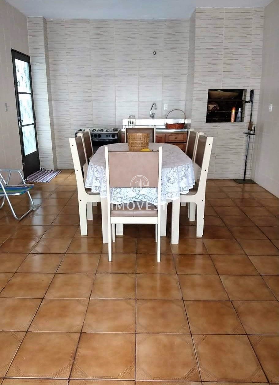 Casa com 3 Dormitórios à venda, 186 m² por R$ 850.000,00