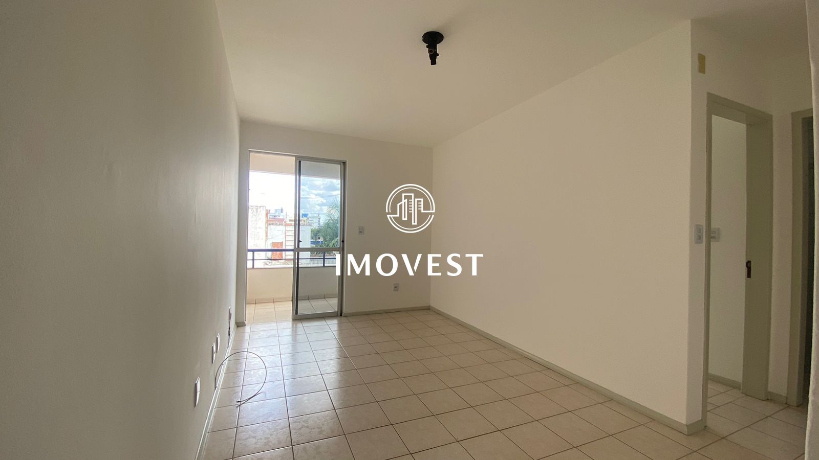 Apartamento para alugar  no Camobi - Santa Maria, RS. Imóveis