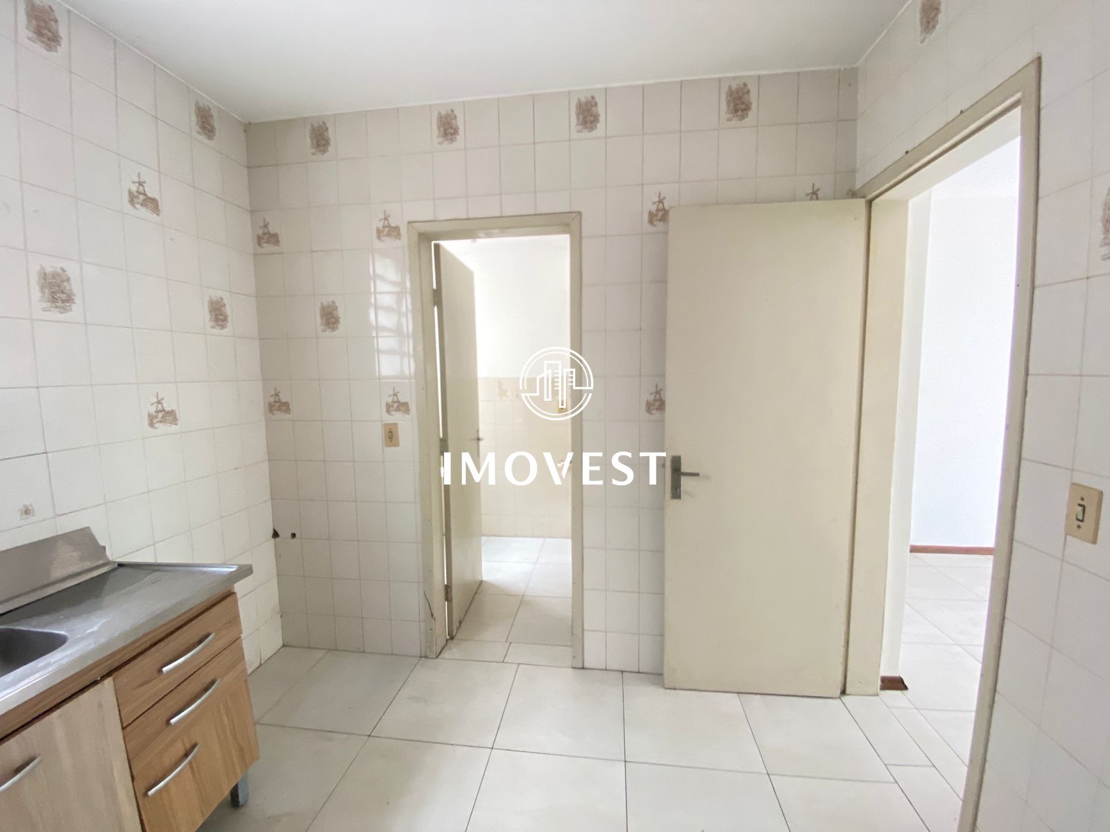 Apartamento com 2 Dormitórios para alugar, 68 m² por R$ 1.100,00 Apartamento com 2 Dormitórios para alugar, 68 m² por R$ 1.100,00