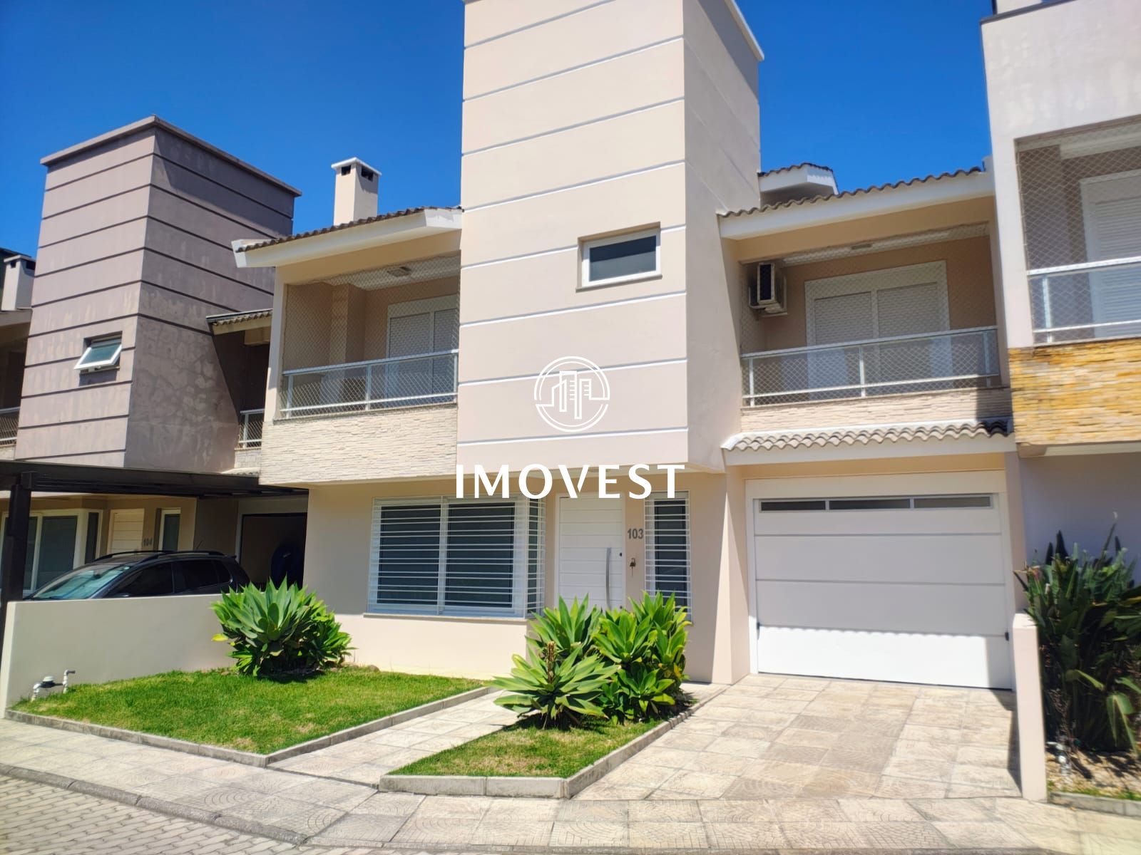 Casa em condomínio à venda  no Pé de Plátano - Santa Maria, RS. Imóveis