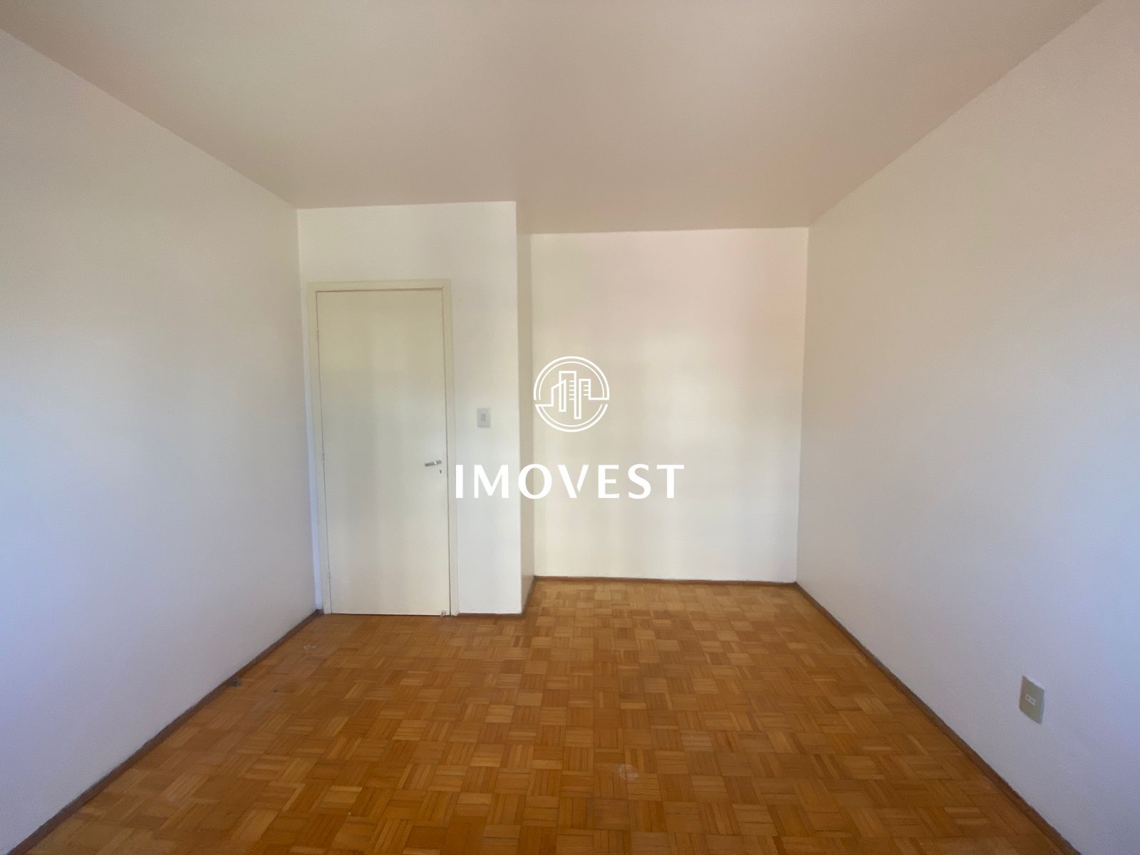 Apartamento com 3 Dormitórios à venda, 104 m² por R$ 285.000,00 Apartamento com 3 Dormitórios à venda, 104 m² por R$ 285.000,00