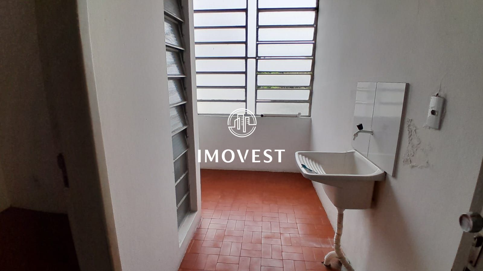 Apartamento com 2 Dormitórios para alugar, 78 m² por R$ 1.100,00 Apartamento com 2 Dormitórios para alugar, 78 m² por R$ 1.100,00