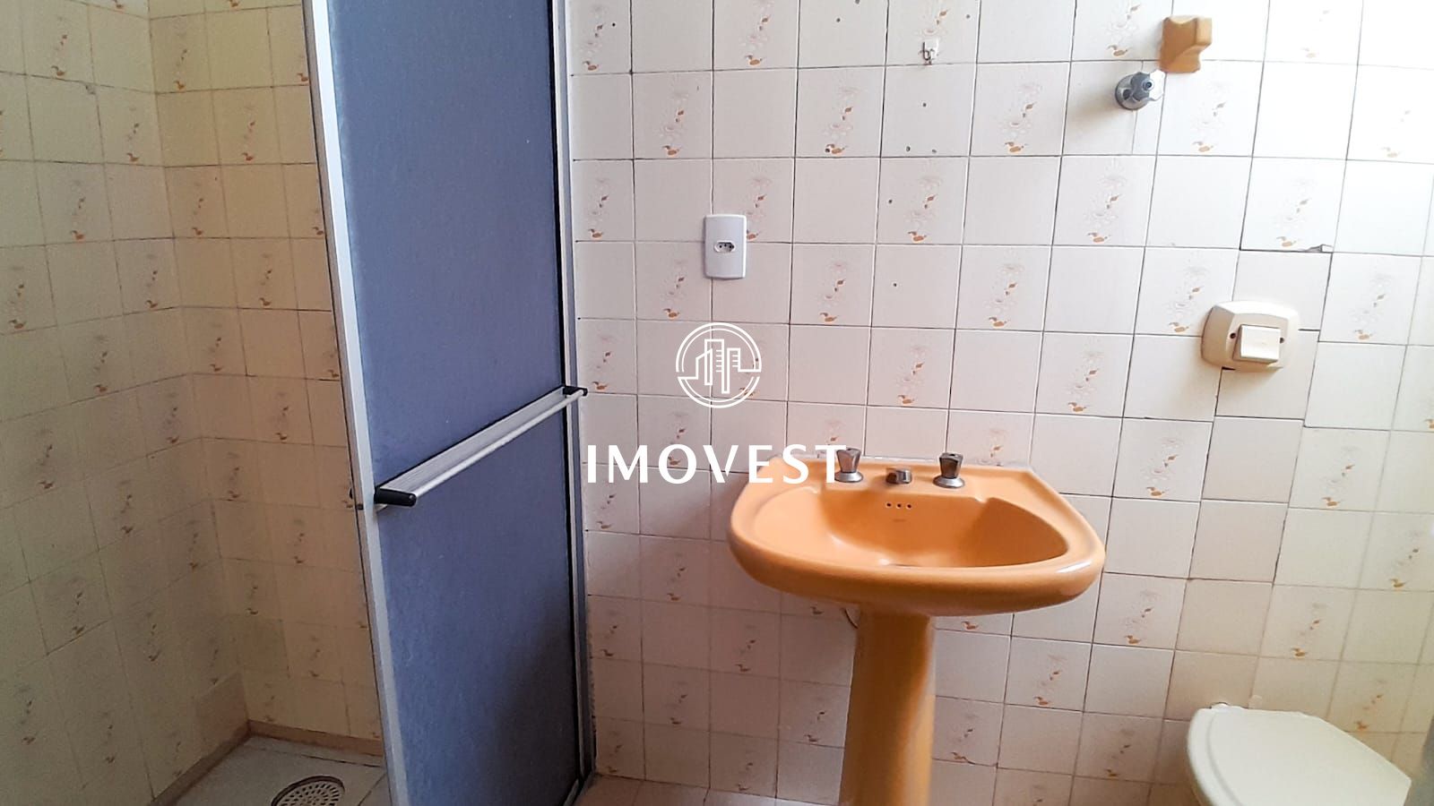 Apartamento com 2 Dormitórios para alugar, 78 m² por R$ 1.100,00 Apartamento com 2 Dormitórios para alugar, 78 m² por R$ 1.100,00