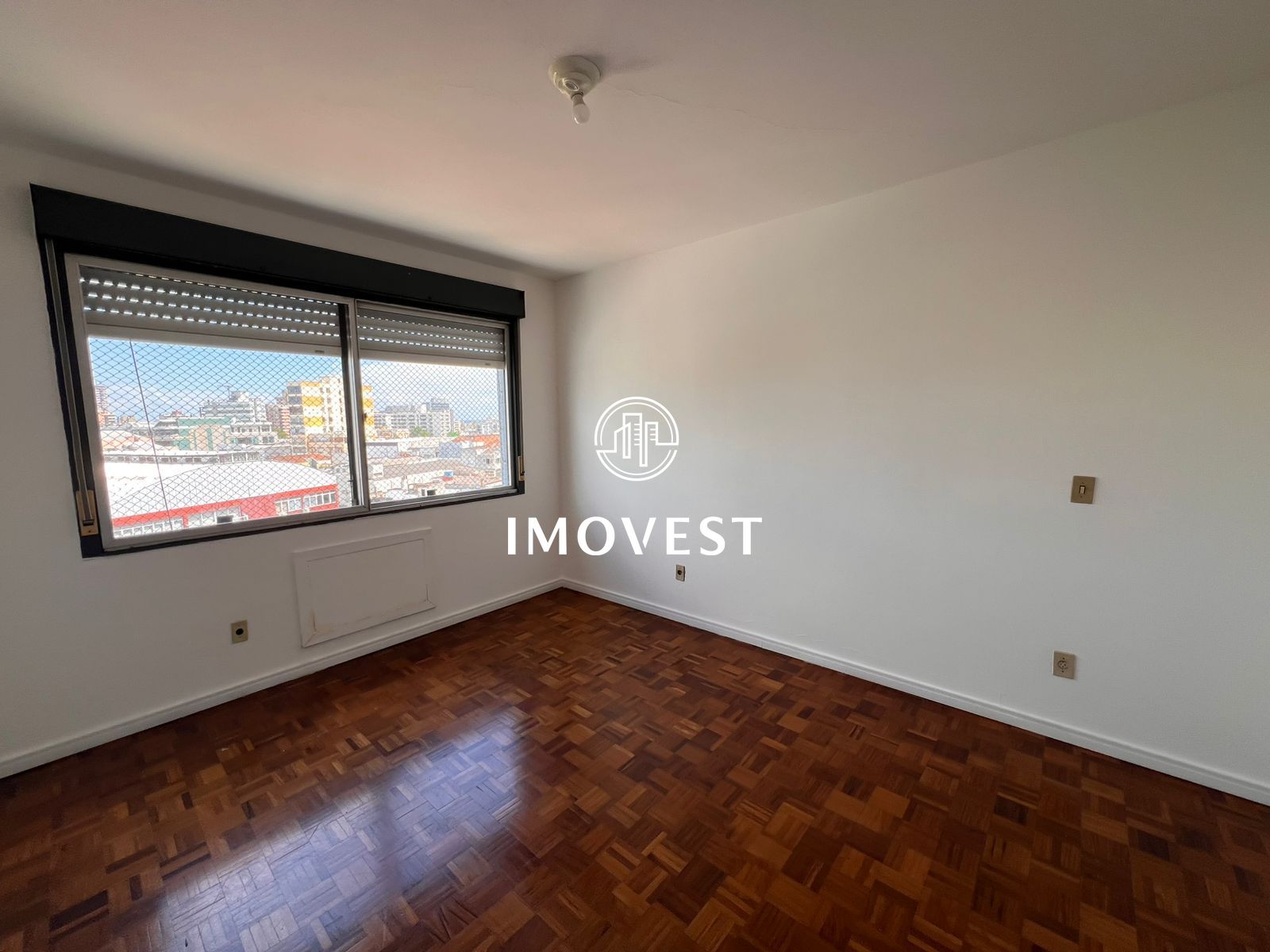 Apartamento com 3 Dormitórios para alugar, 126 m² por R$ 800,00 Apartamento com 3 Dormitórios para alugar, 126 m² por R$ 800,00