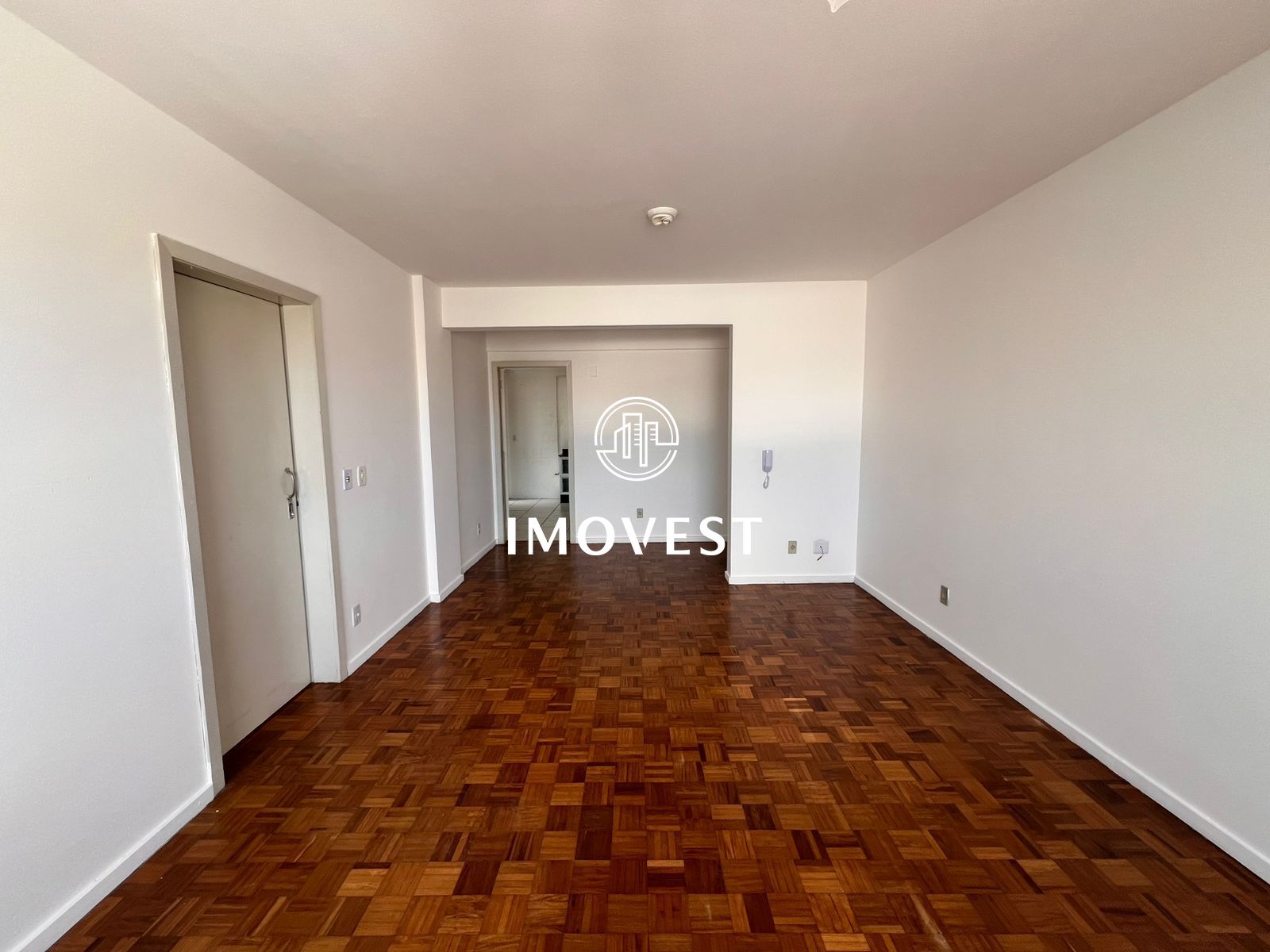 Apartamento com 3 Dormitórios para alugar, 126 m² por R$ 800,00 Apartamento com 3 Dormitórios para alugar, 126 m² por R$ 800,00