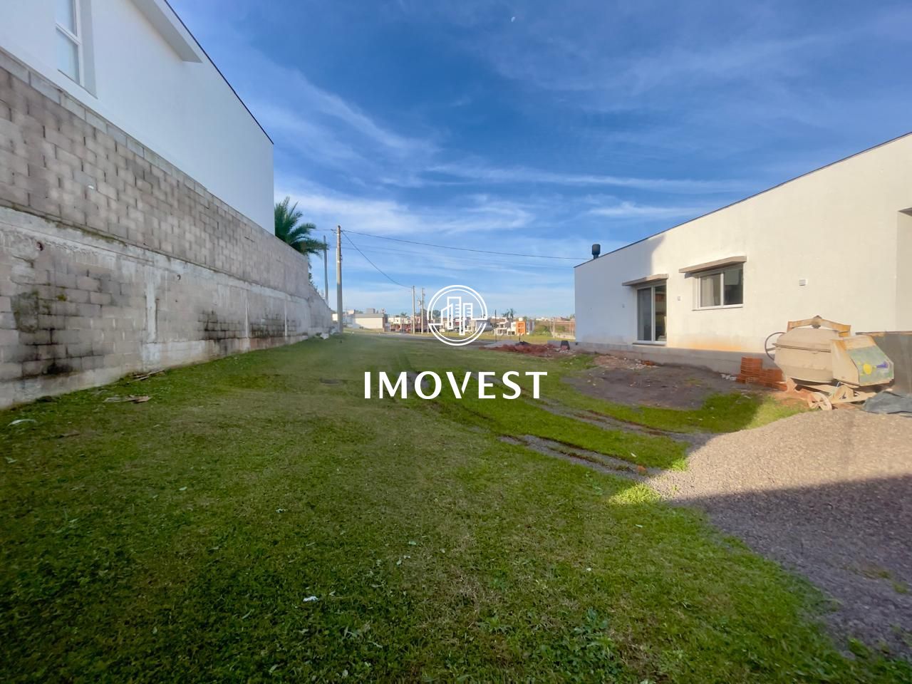 Terreno/Lote à venda  no Tomazetti - Santa Maria, RS. Imóveis