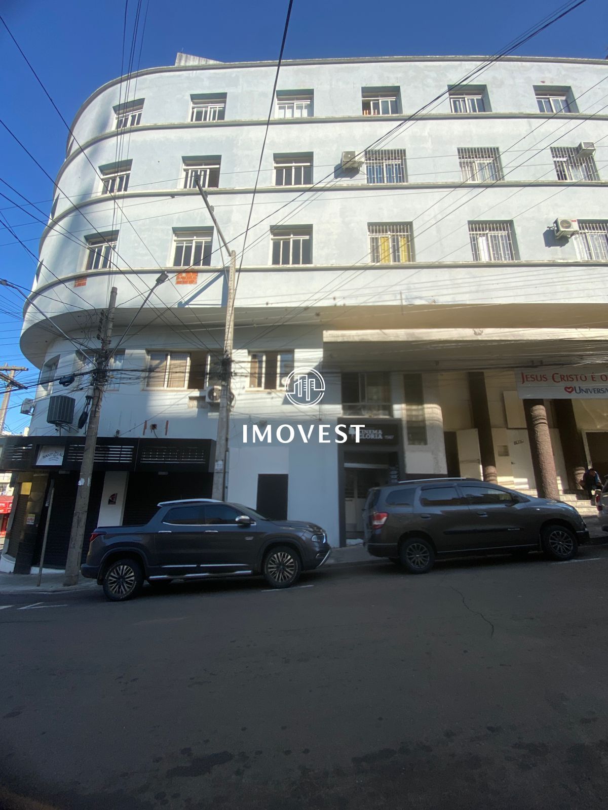 Sala comercial para alugar  no Centro - Santa Maria, RS. Imóveis