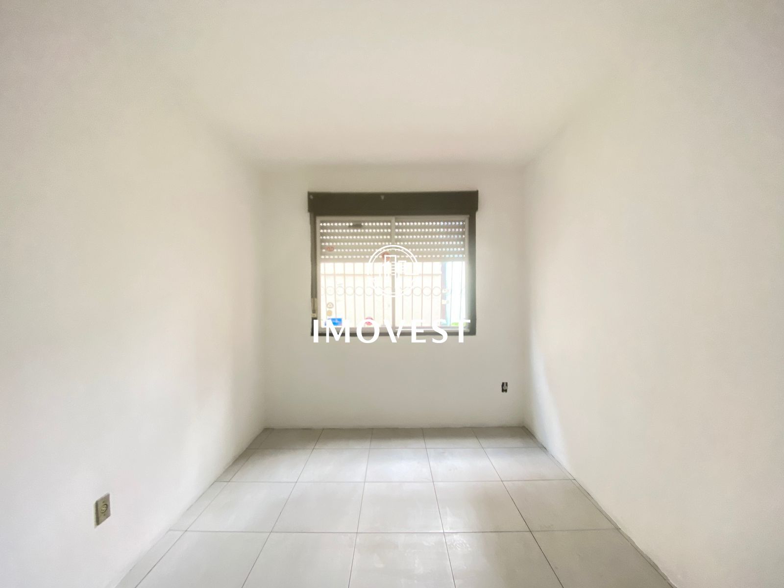Apartamento com 2 Dormitórios para alugar, 68 m² por R$ 1.100,00 Apartamento com 2 Dormitórios para alugar, 68 m² por R$ 1.100,00