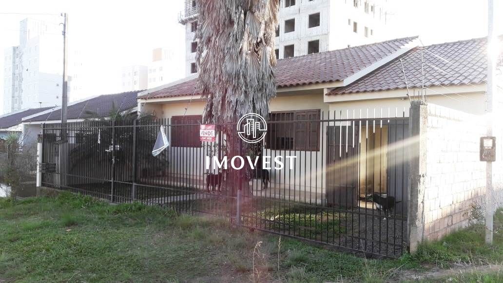 Casa à venda  no Pinheiro Machado - Santa Maria, RS. Imóveis