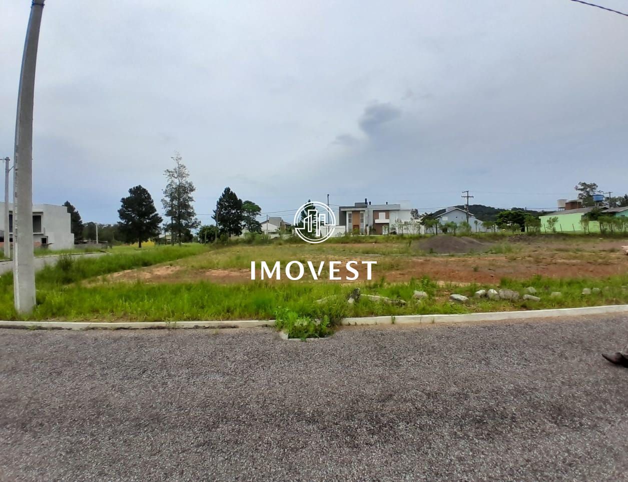 Terreno/Lote à venda  no Tomazetti - Santa Maria, RS. Imóveis