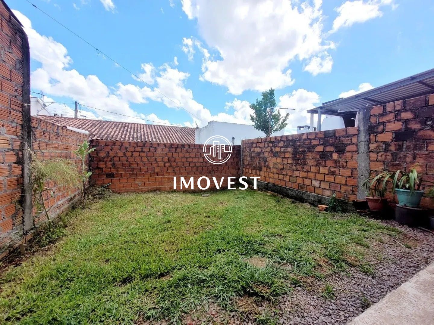 Casa em condomínio com 2 Dormitórios à venda, 54 m² por R$ 215.000,00 Casa em condomínio com 2 Dormitórios à venda, 54 m² por R$ 215.000,00