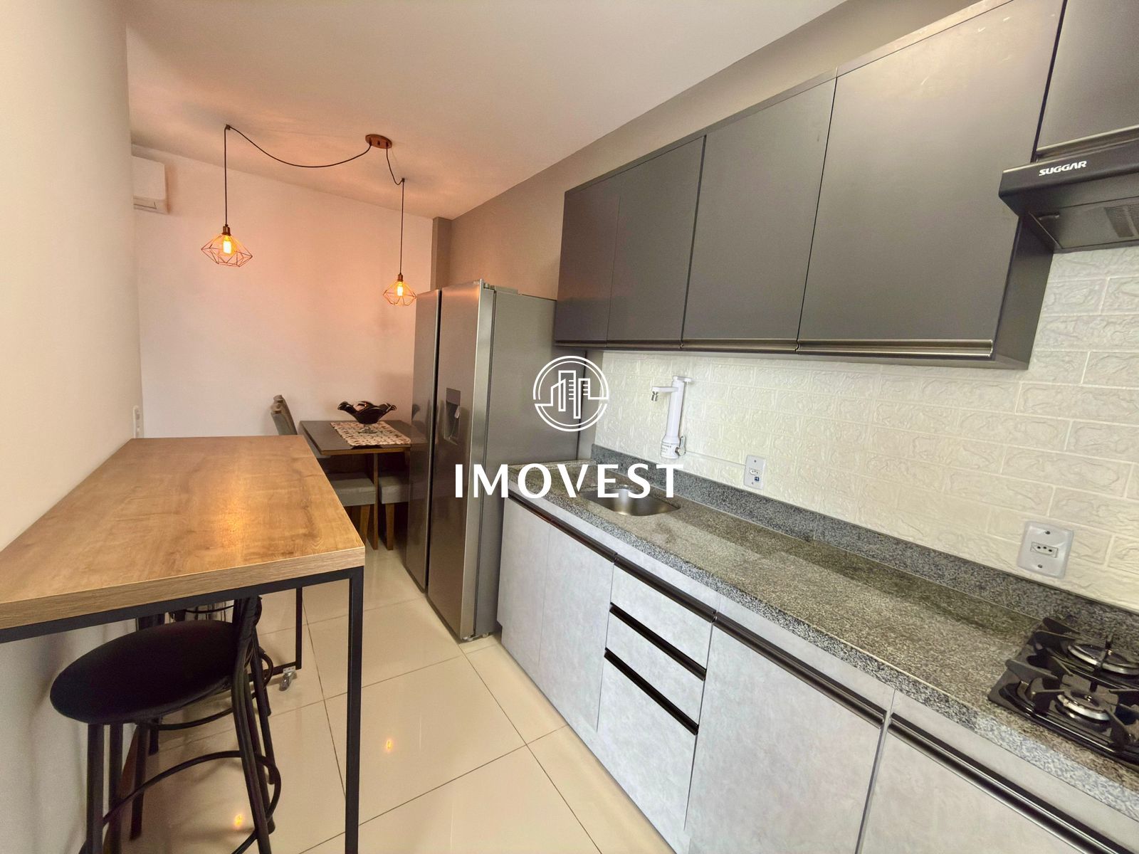 Casa com 2 Dormitórios à venda, 88 m² por R$ 550.000,00 Casa com 2 Dormitórios à venda, 88 m² por R$ 550.000,00