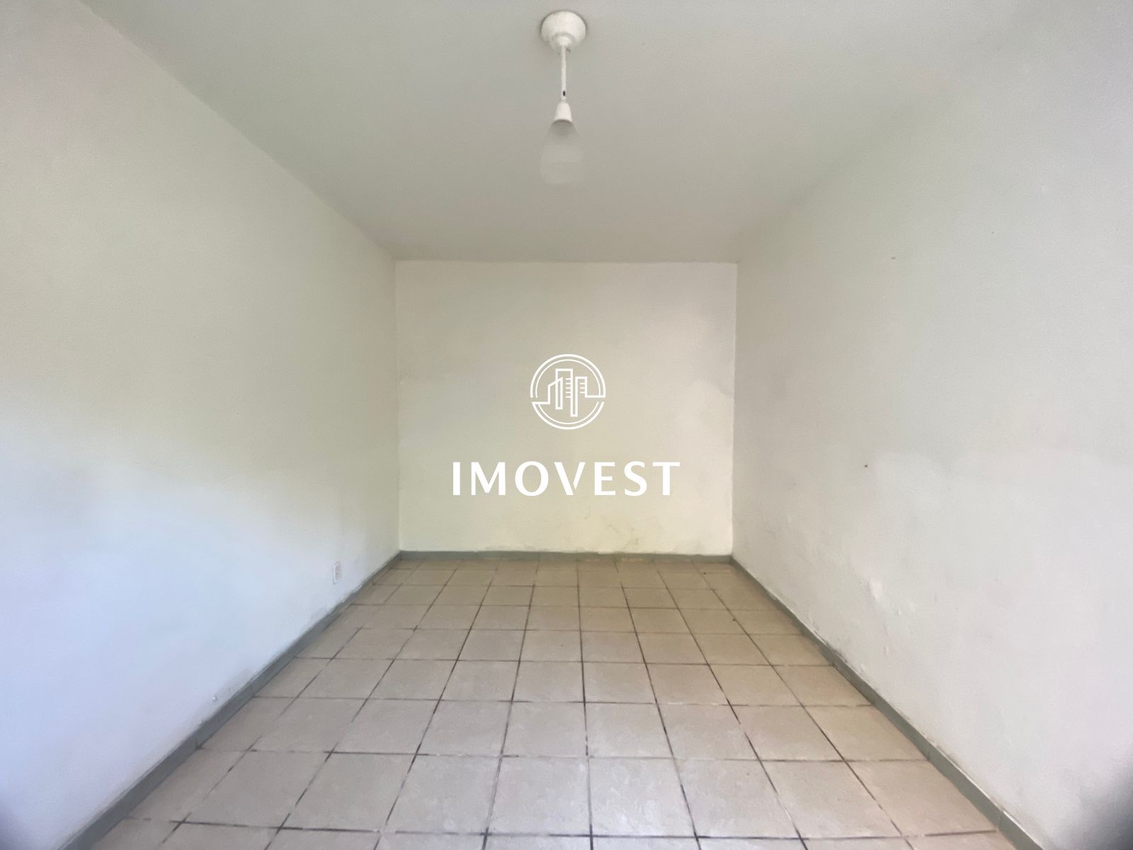 Casa com 4 Dormitórios para alugar, 132 m² por R$ 2.500,00 Casa com 4 Dormitórios para alugar, 132 m² por R$ 2.500,00