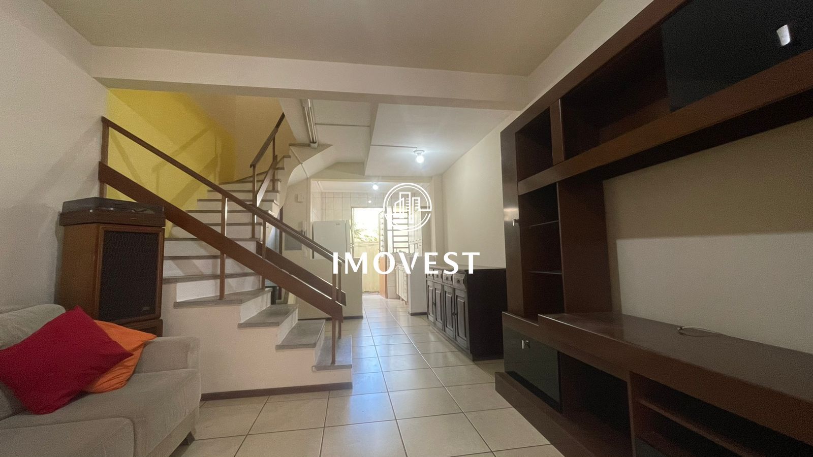 Sobrado para alugar  no Nossa Senhora de Fátima - Santa Maria, RS. Imóveis