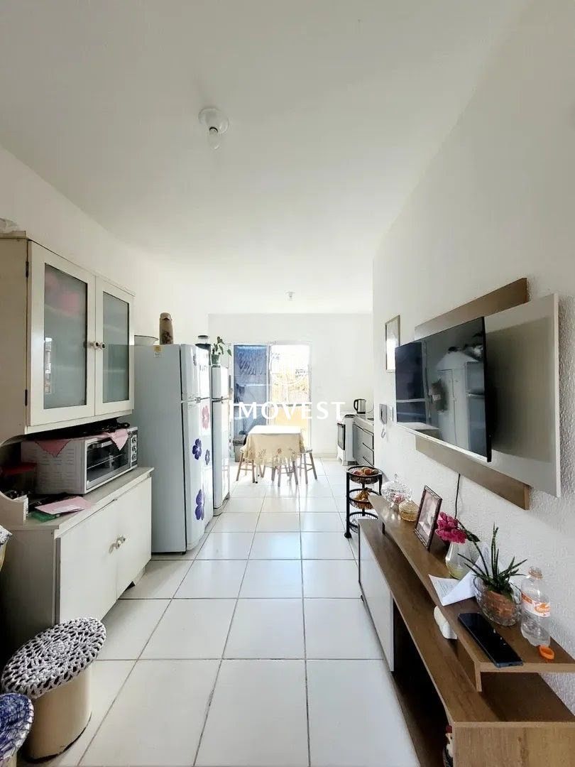 Casa em condomínio com 2 Dormitórios à venda, 54 m² por R$ 215.000,00 Casa em condomínio com 2 Dormitórios à venda, 54 m² por R$ 215.000,00