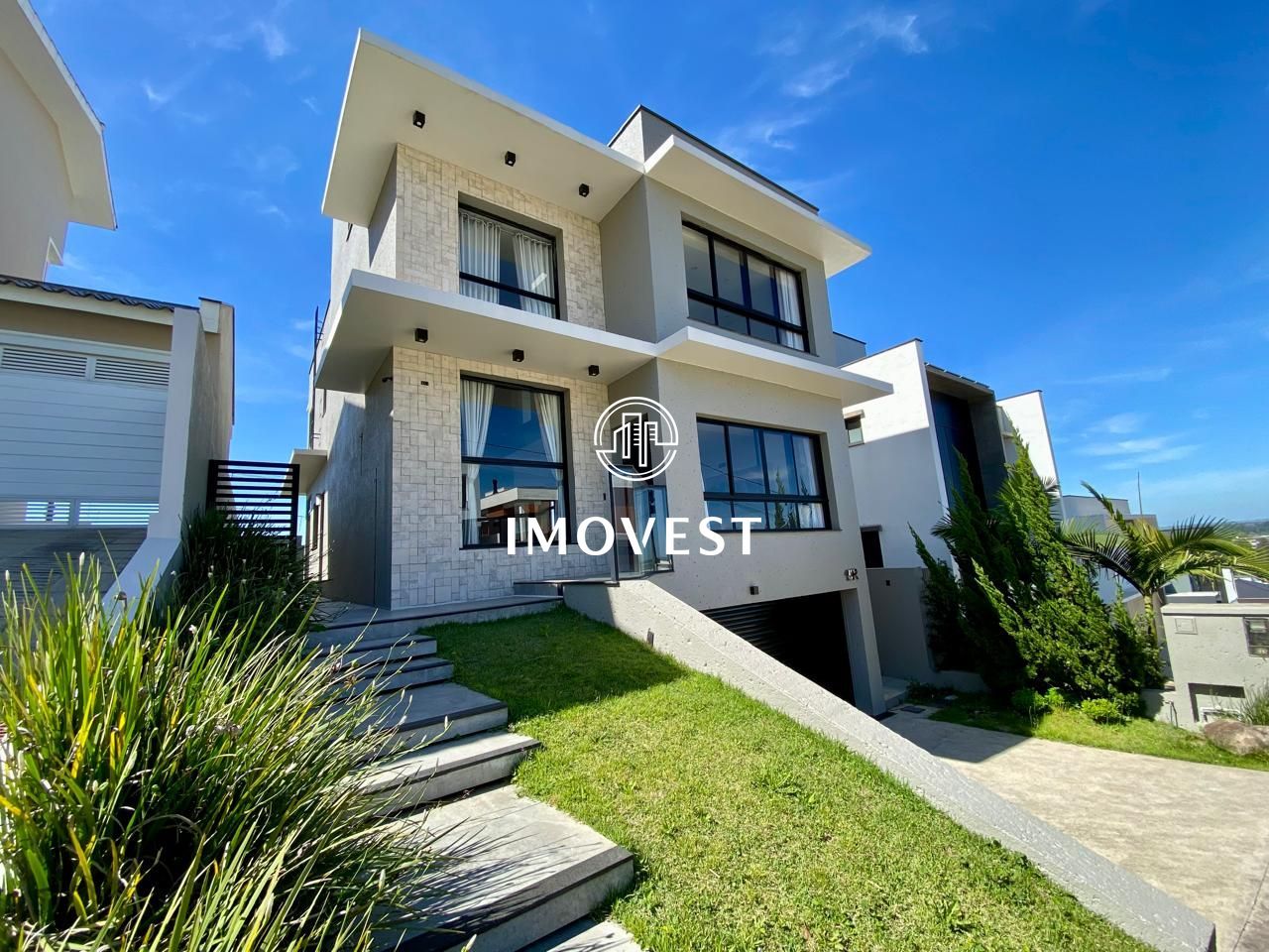 Casa à venda  no Tomazetti - Santa Maria, RS. Imóveis