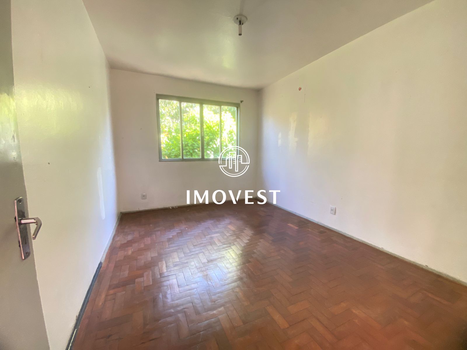 Casa com 4 Dormitórios para alugar, 132 m² por R$ 2.500,00 Casa com 4 Dormitórios para alugar, 132 m² por R$ 2.500,00