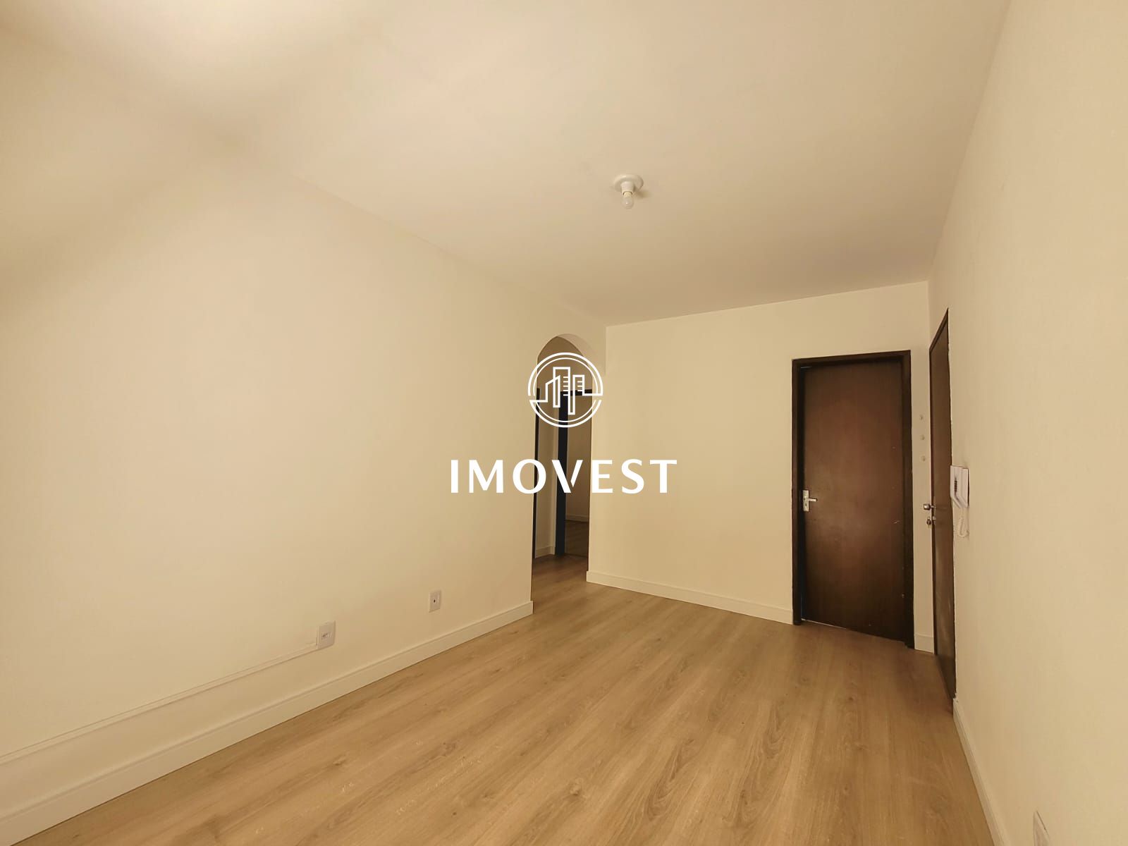 Apartamento com 2 Dormitórios à venda, 56 m² por R$ 199.000,00 Apartamento com 2 Dormitórios à venda, 56 m² por R$ 199.000,00