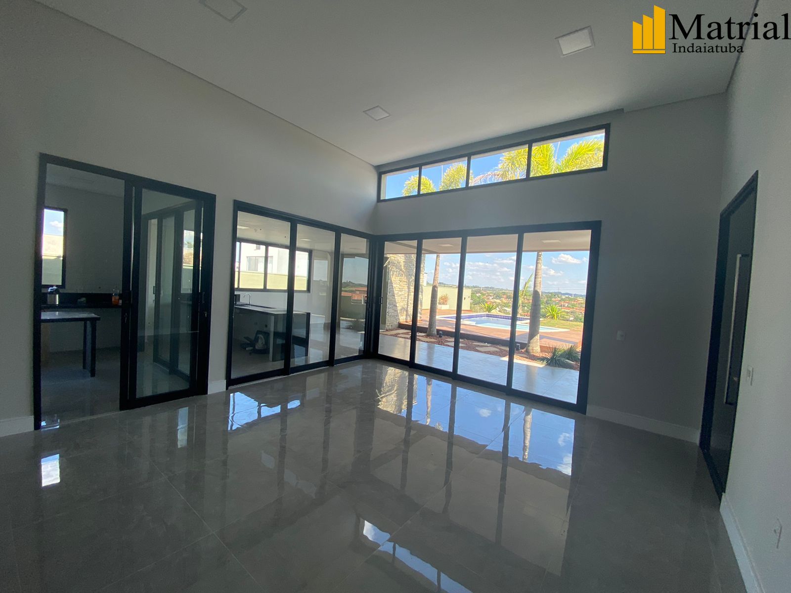 Casa de Condomínio à venda com 3 quartos, 261m² - Foto 4