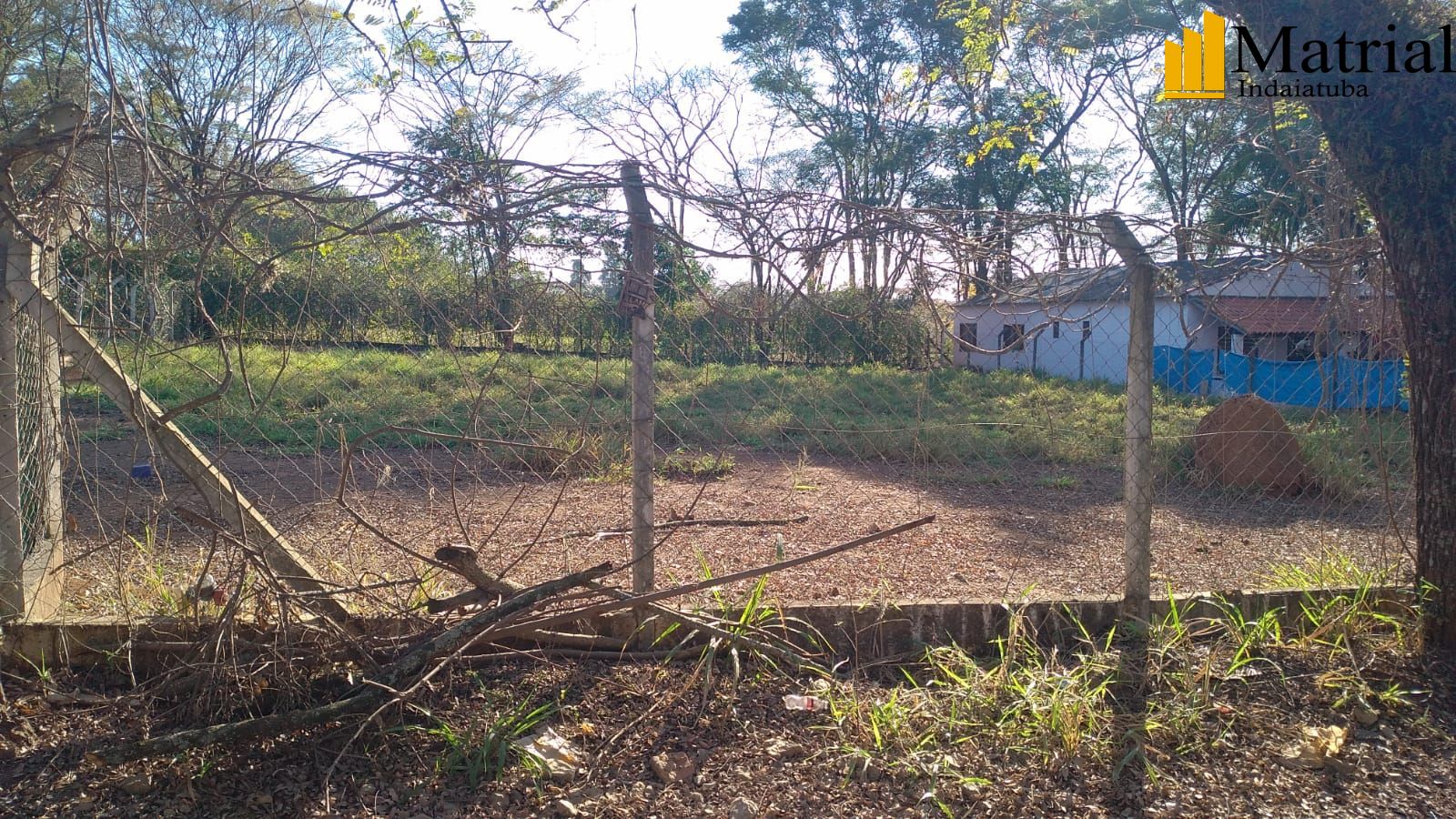 Terreno à venda, 1050m² - Foto 1