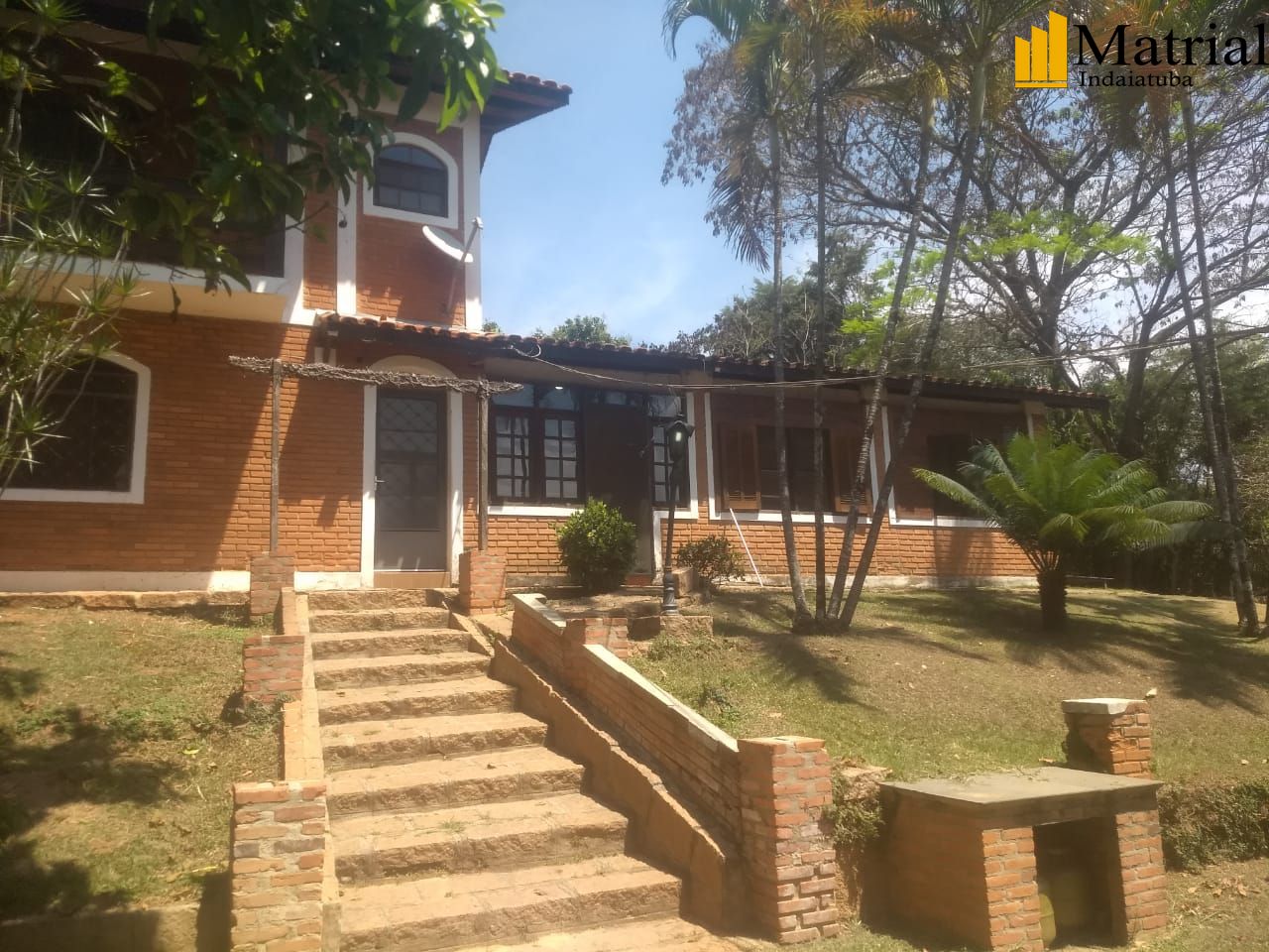 Fazenda à venda com 4 quartos, 391m² - Foto 1