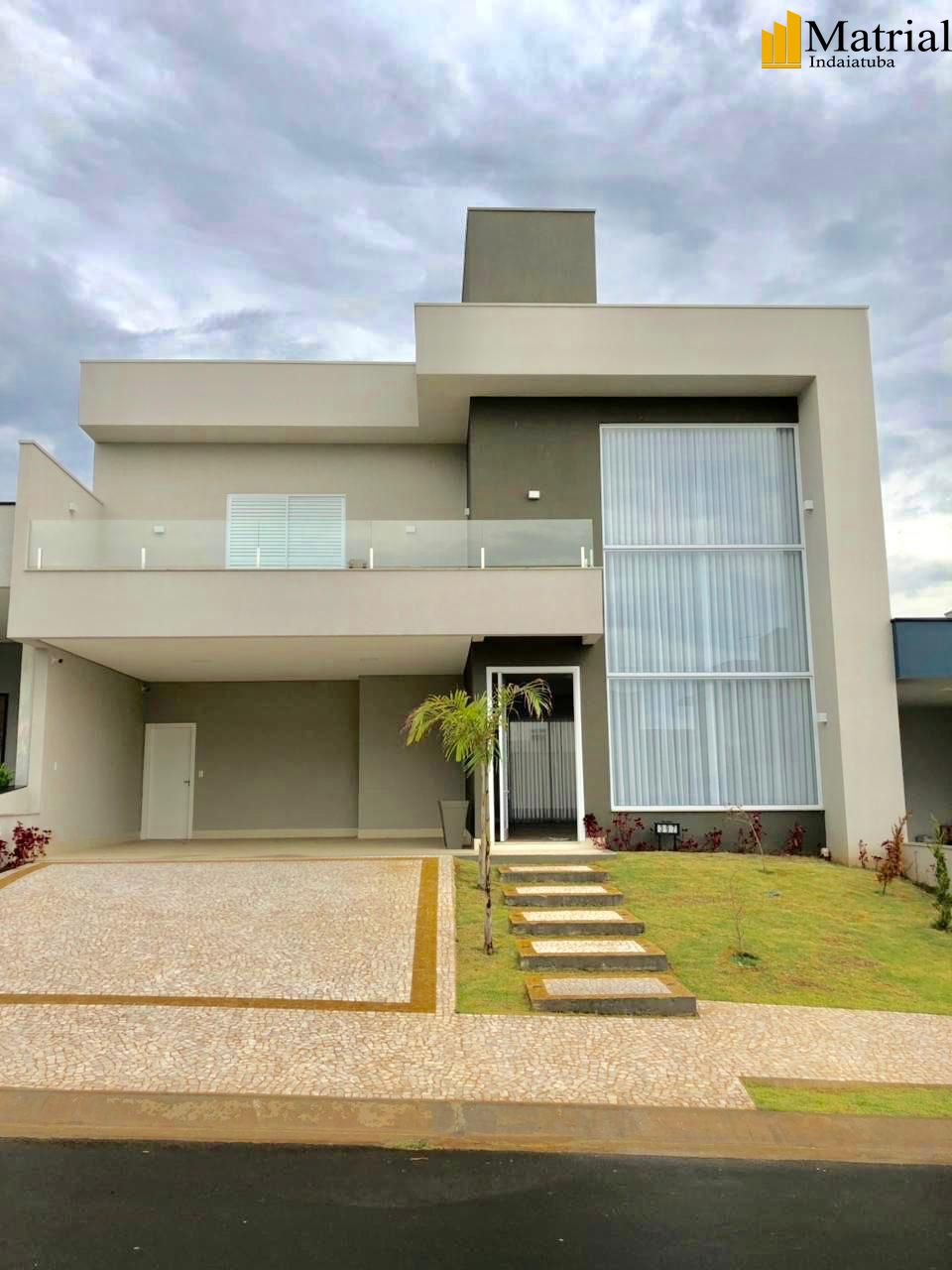 Sobrado à venda com 3 quartos, 295m² - Foto 1