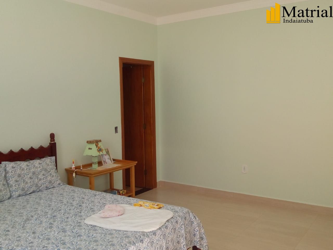 Casa à venda com 3 quartos, 160m² - Foto 3