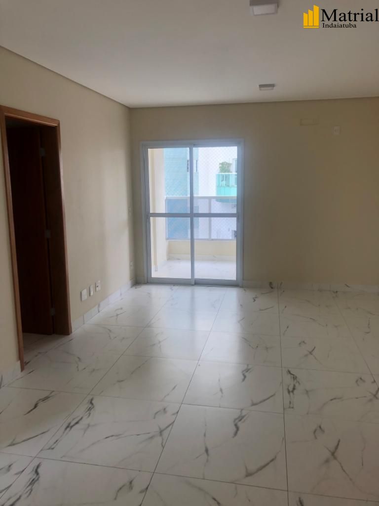 Apartamento à venda com 3 quartos, 150m² - Foto 2