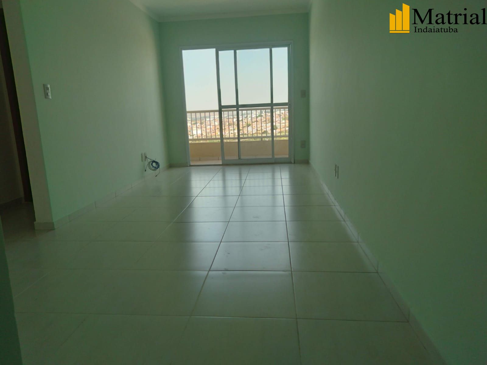 Apartamento à venda com 2 quartos, 66m² - Foto 2