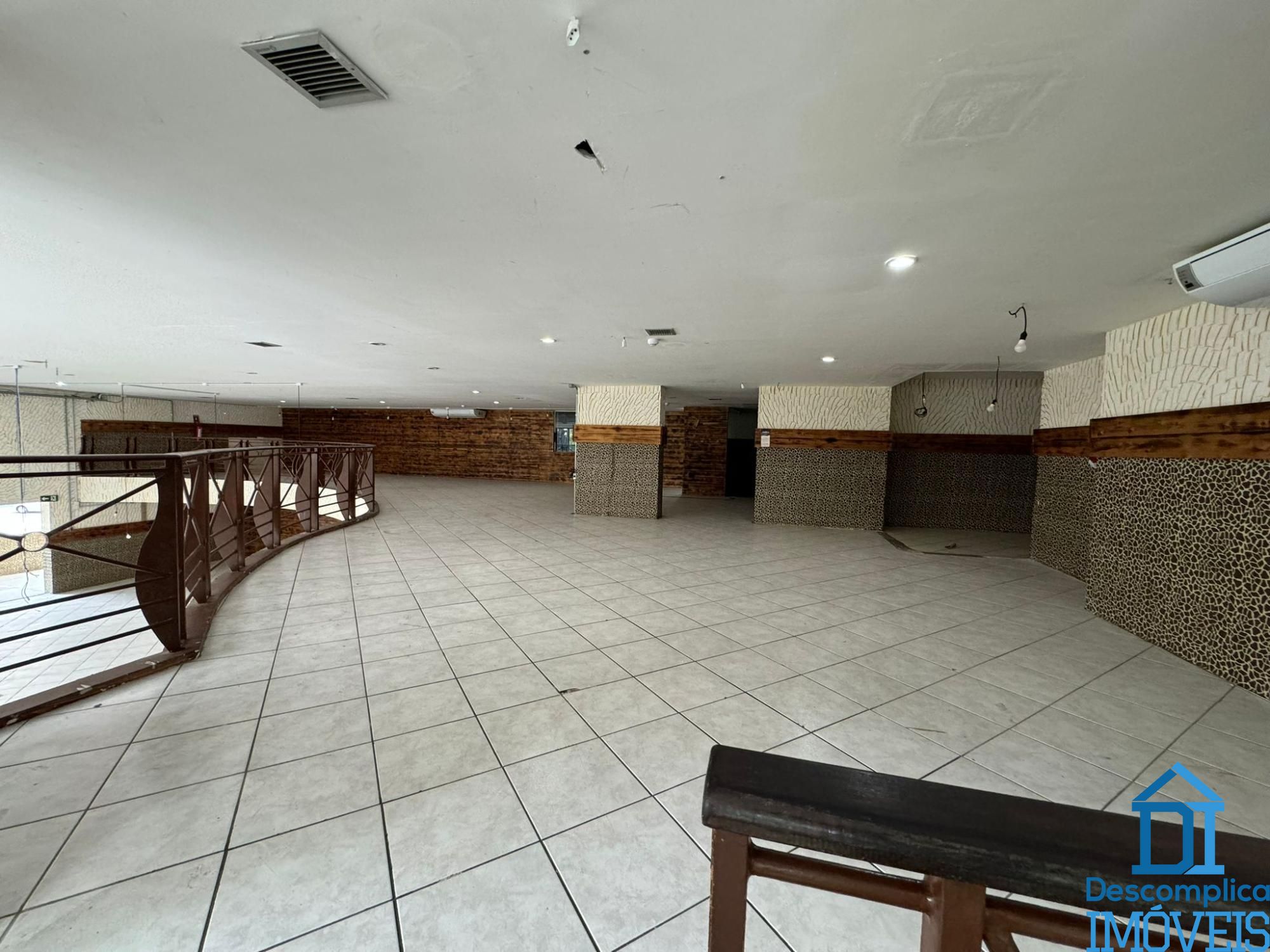 Loja-Salão para alugar com 9 quartos, 830m² - Foto 11