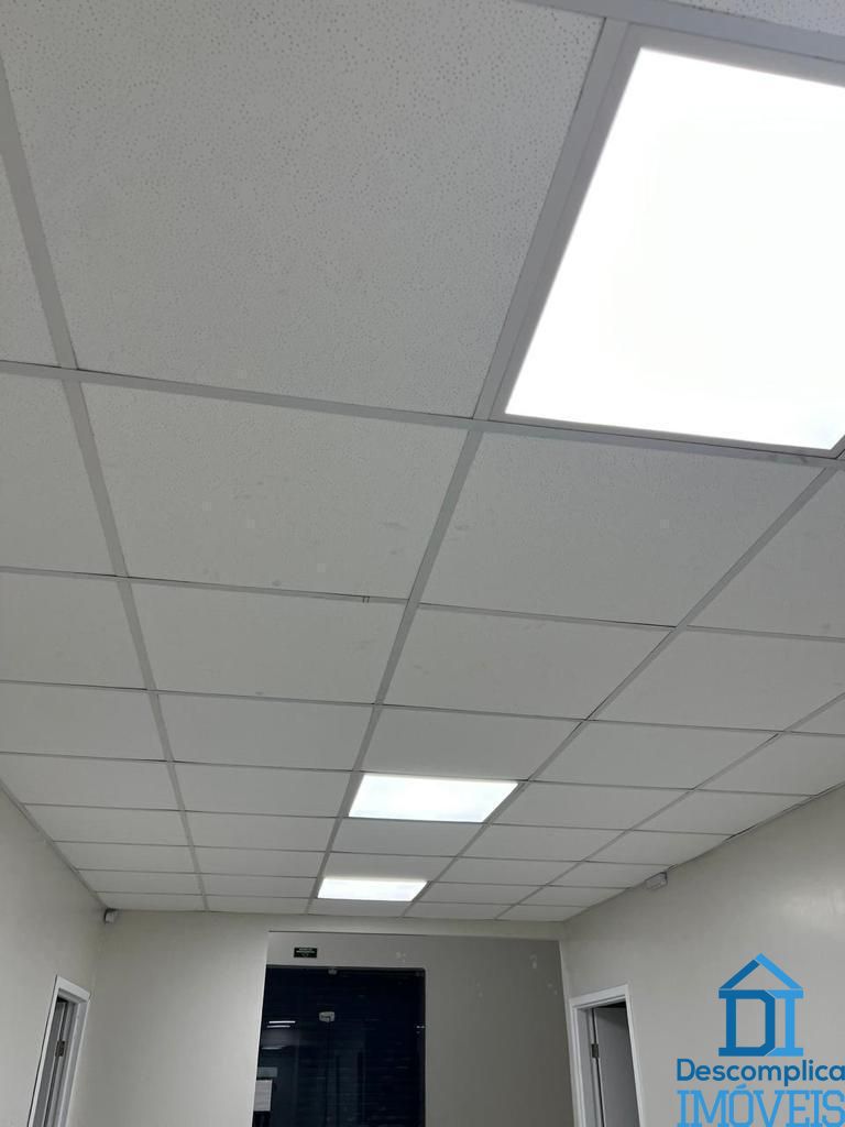 Loja-Salão para alugar com 15 quartos, 600m² - Foto 18