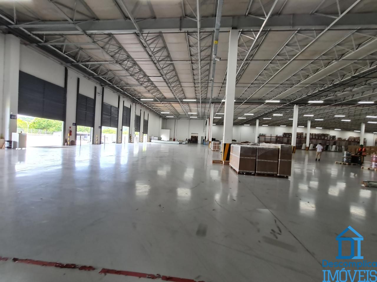 Depósito-Galpão-Armazém para alugar com 10 quartos, 9040m² - Foto 5