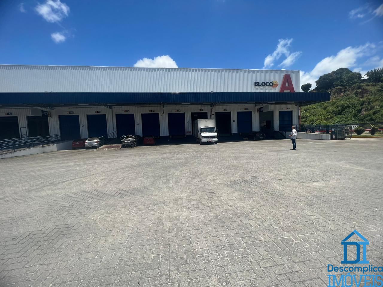 Depósito-Galpão-Armazém para alugar com 4 quartos, 1440m² - Foto 1