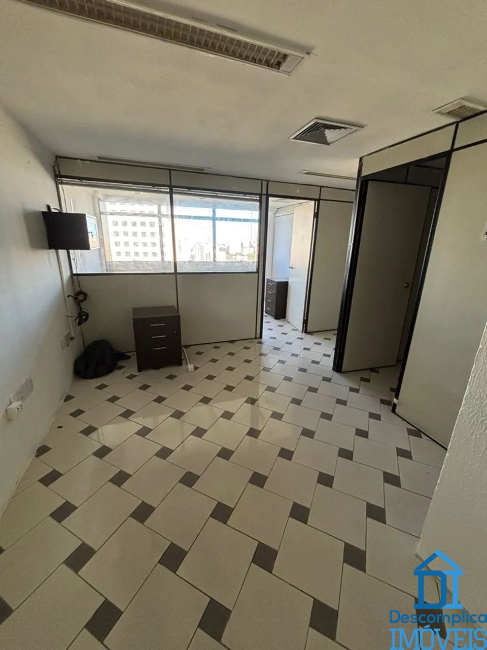 Conjunto Comercial-Sala à venda e aluguel com 3 quartos, 68m² - Foto 1