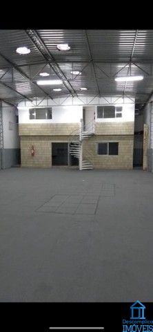 Depósito-Galpão-Armazém para alugar com 6 quartos, 498m² - Foto 3