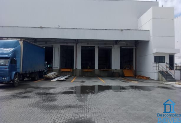 Depósito-Galpão-Armazém para alugar com 2 quartos, 2054m² - Foto 4